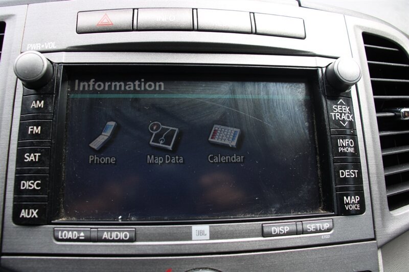 Used 2009 Toyota Venza AWD image 11