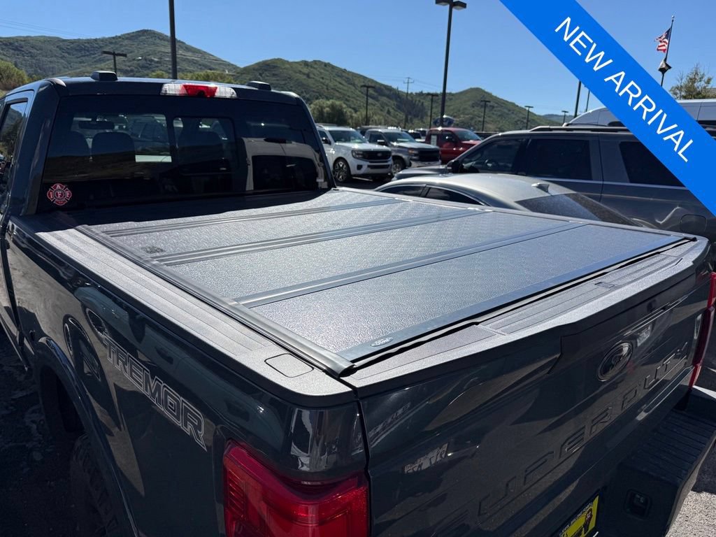 Used 2021 Ford F350 Lariat AWD/4WD image 7