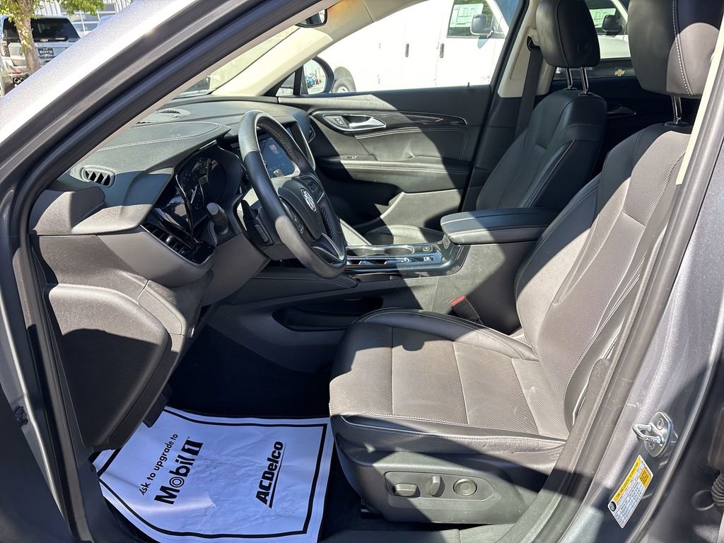 Used 2021 Buick Envision Essence image 21