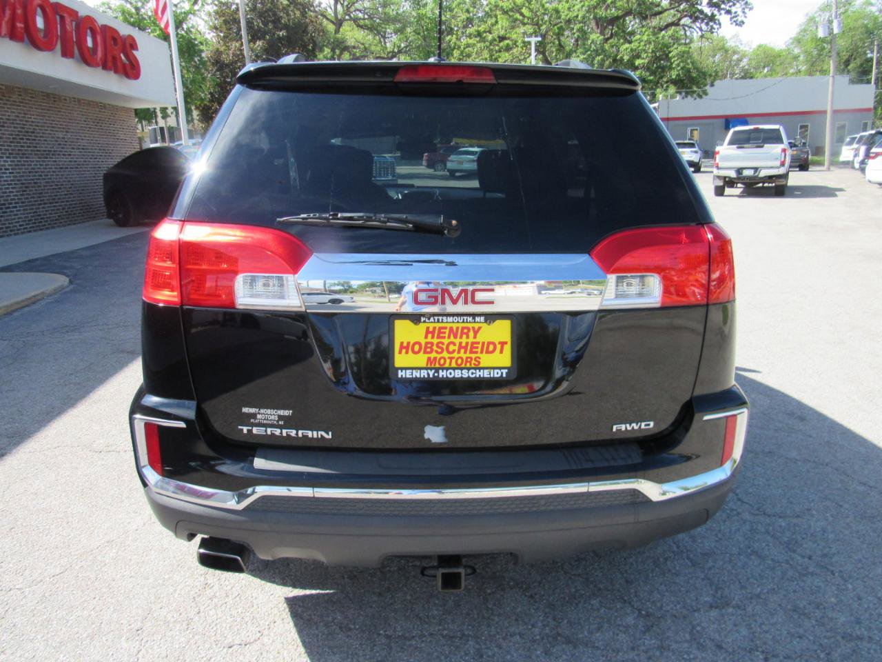 Used 2017 GMC Terrain SLE w/ Convenience Package AWD/4WD image 3