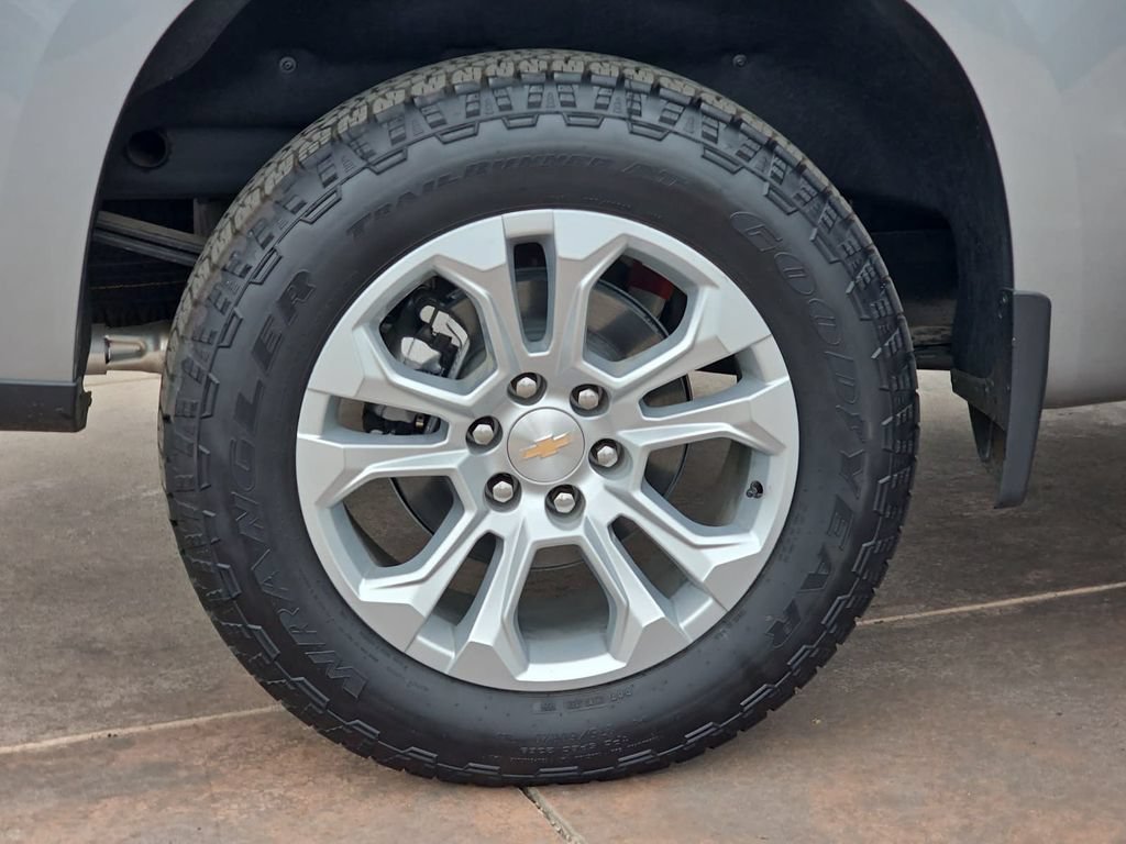 New 2026 Chevrolet Silverado 1500 LTZ w/ Technology Package AWD/4WD image 38