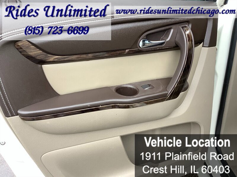 Used 2013 GMC Acadia Denali AWD/4WD image 29