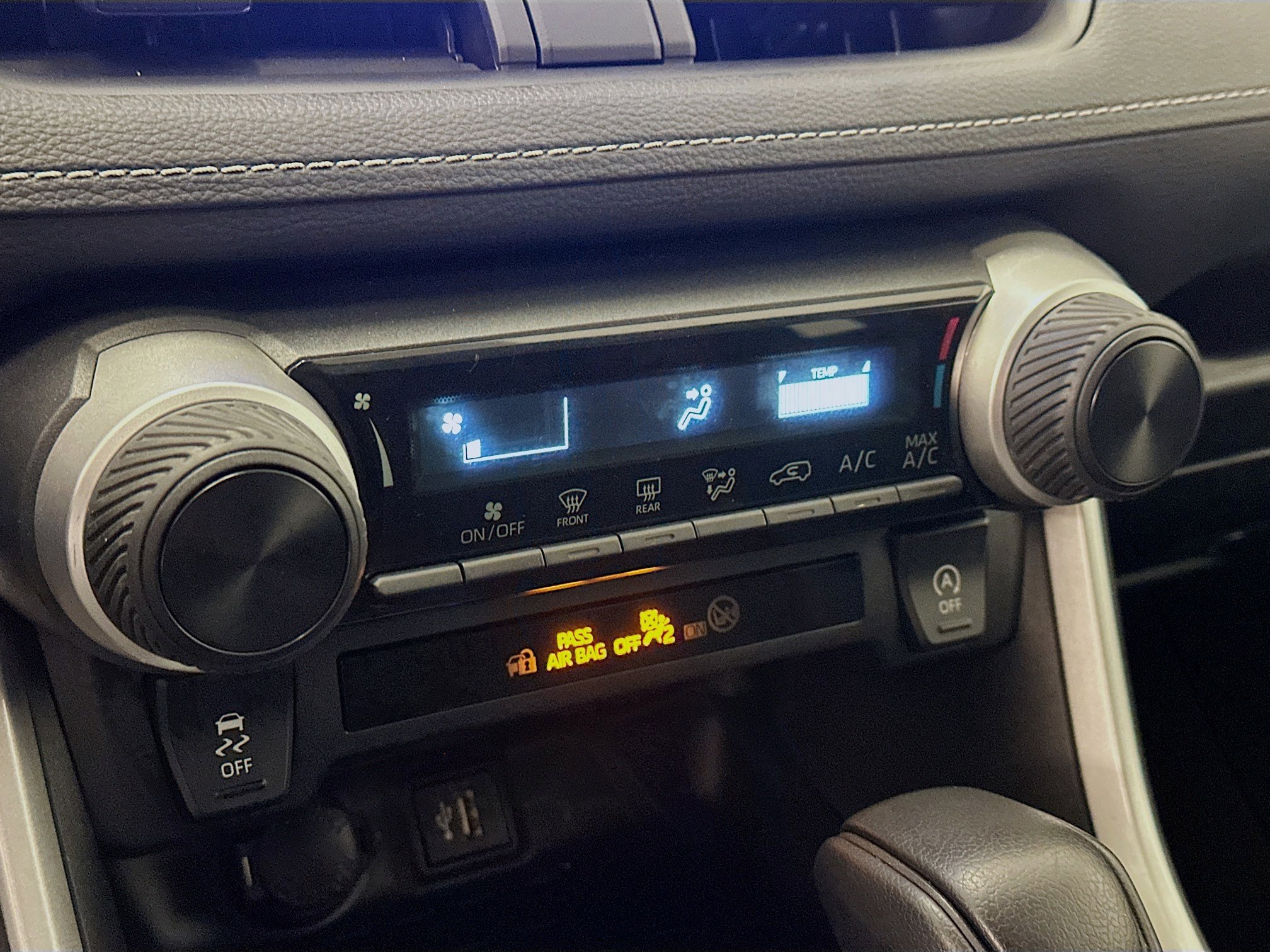 Used 2024 Toyota RAV4 LE image 24