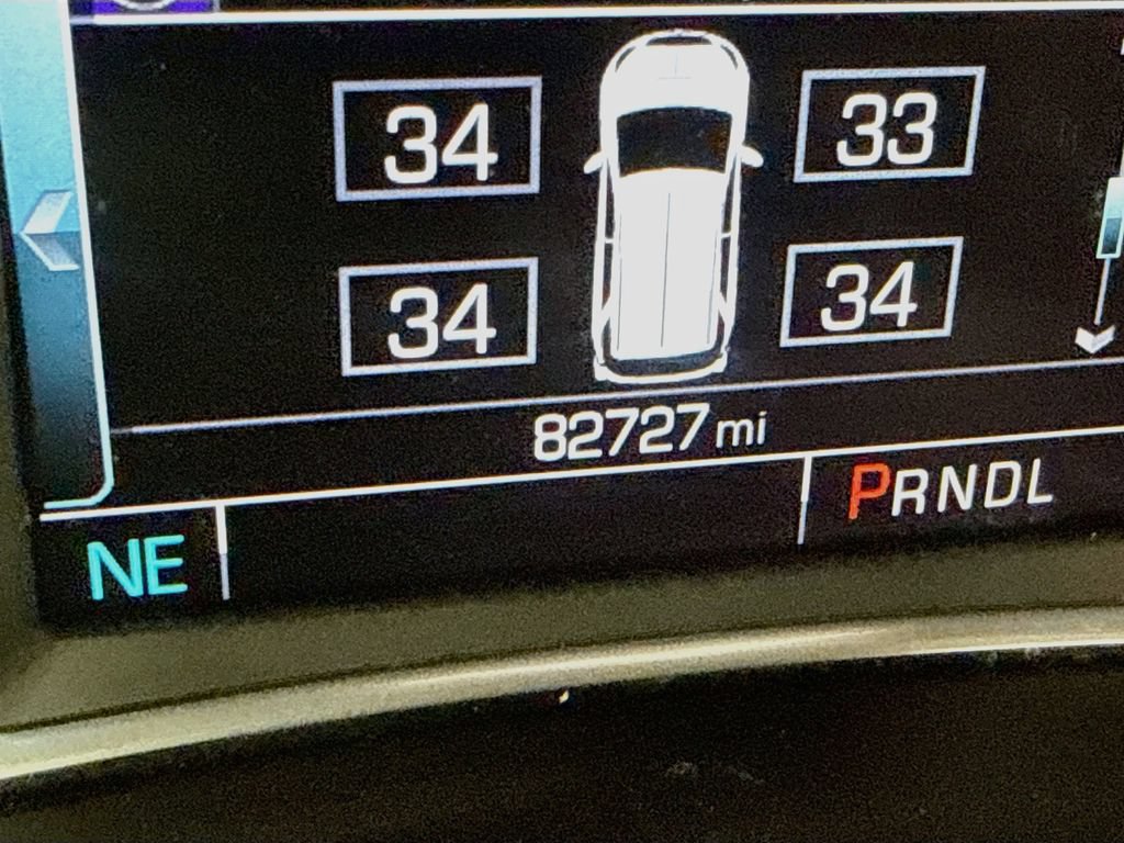 Used 2018 Chevrolet Equinox Premier FWD image 12