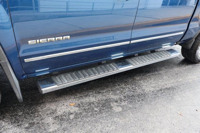 Used 2017 GMC Sierra 1500 SLT w/ SLT Premium Package image 9