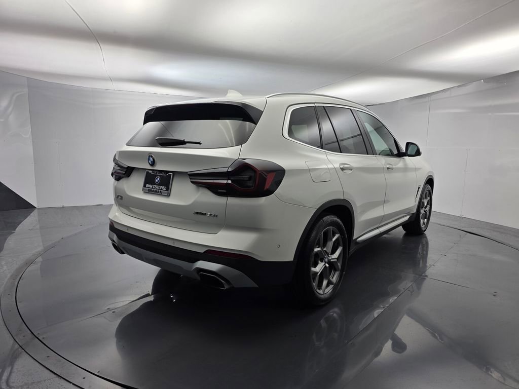 Used 2024 BMW X3 xDrive30i w/ Convenience Package AWD/4WD image 4