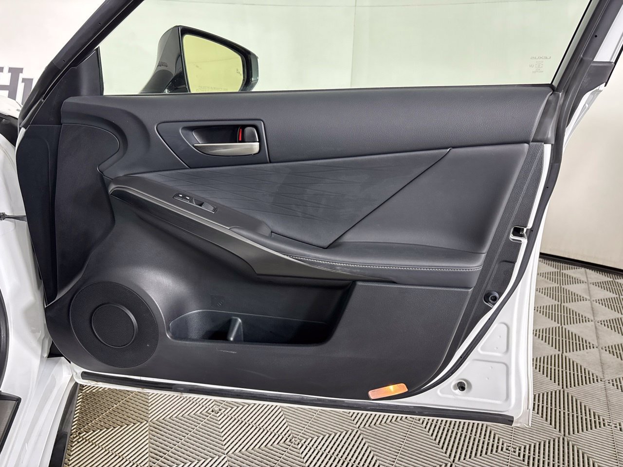 Used 2023 Lexus IS 350 F Sport RWD image 31