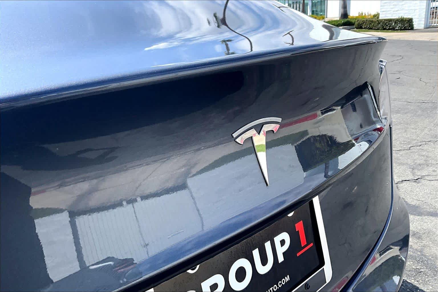 Used 2018 Tesla Model 3 Long Range RWD image 30