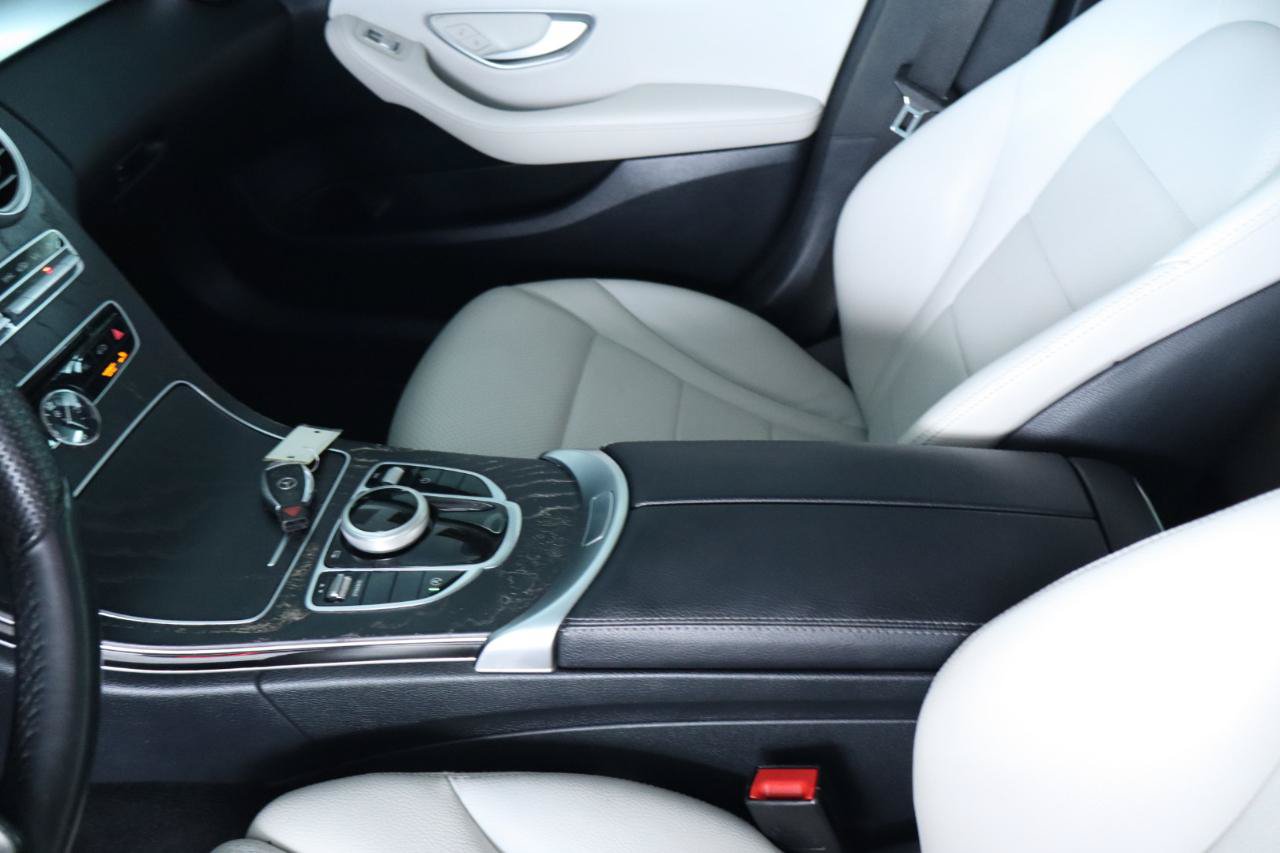 Used 2017 Mercedes-Benz C 300 4MATIC Sedan w/ Premium 1 Package image 16