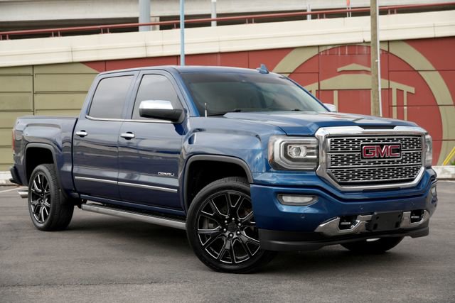 Used 2017 GMC Sierra 1500 Denali w/ Denali Ultimate Package AWD/4WD image 1