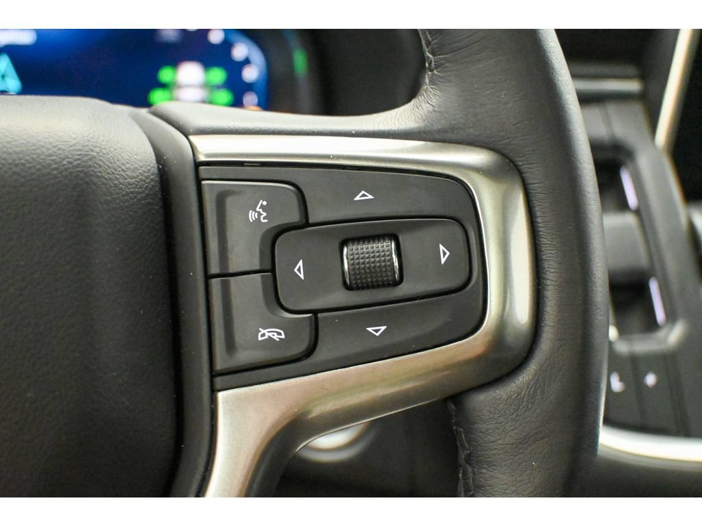 Used 2022 Chevrolet Tahoe Z71 w/ Luxury Package AWD/4WD image 29
