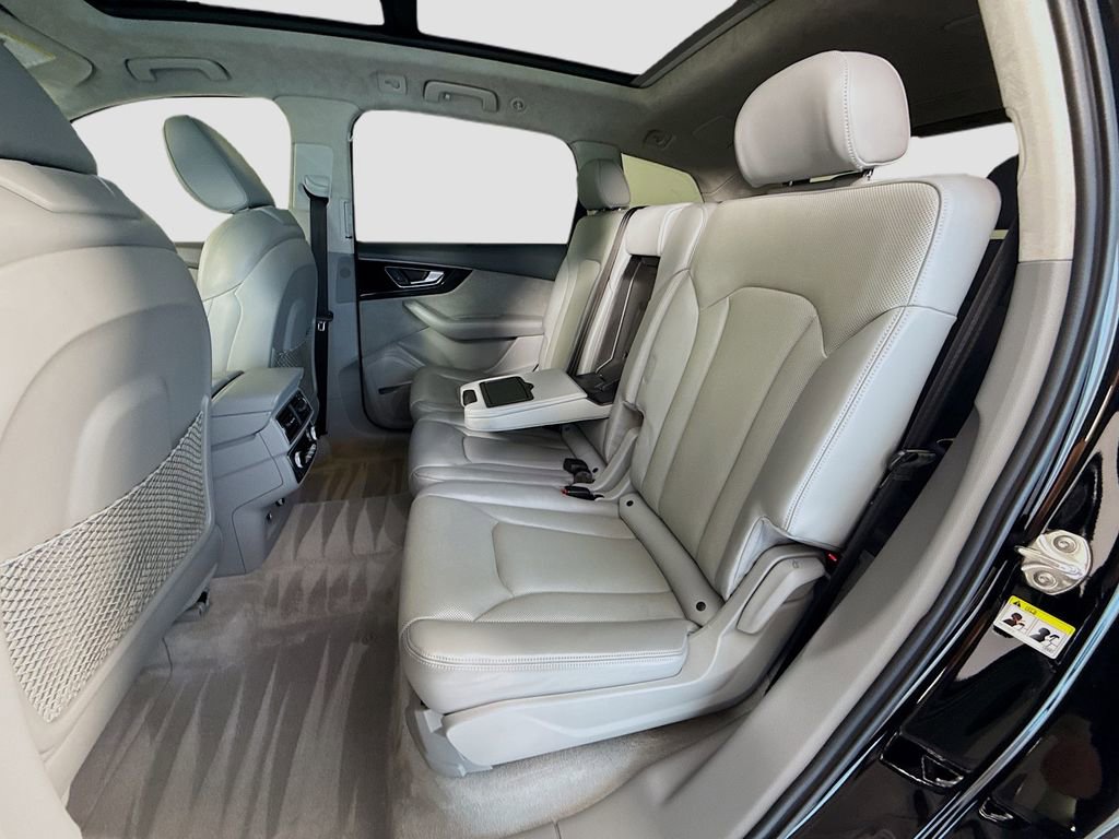 Used 2018 Audi Q7 3.0T Prestige w/ Prestige Package image 22