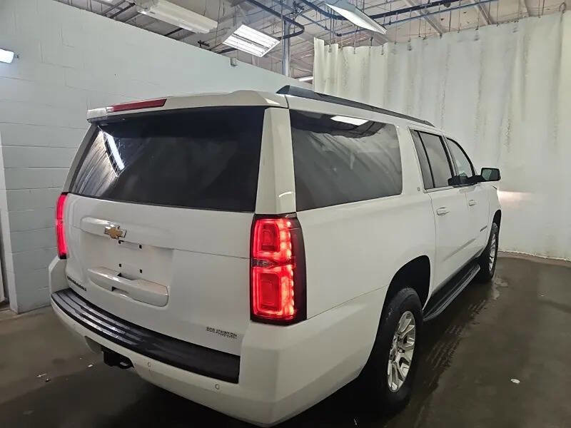Used 2017 Chevrolet Suburban LT AWD/4WD image 4