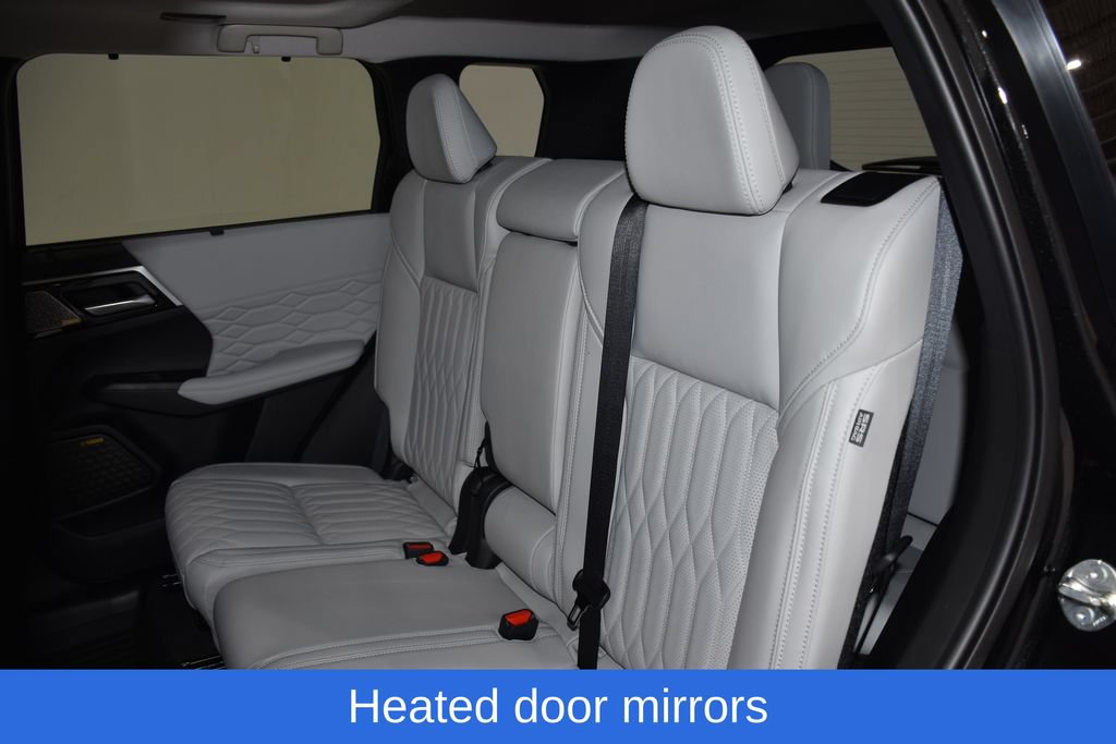New 2025 Mitsubishi Outlander AWD image 27