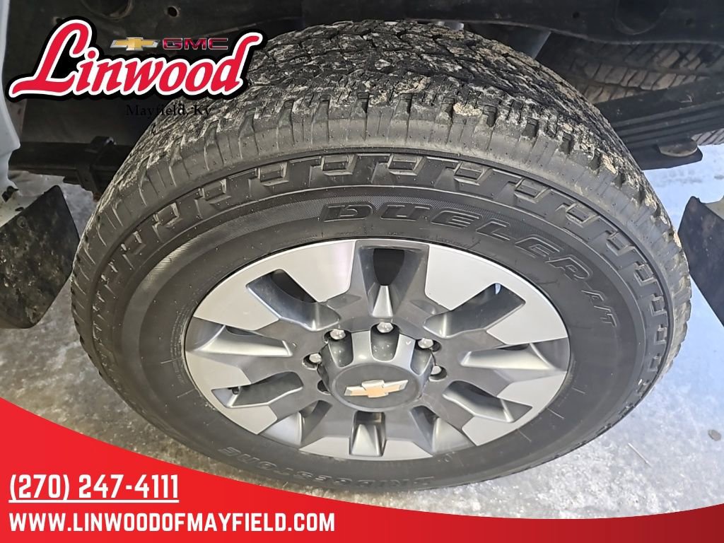 Used 2022 Chevrolet Silverado 2500 Custom w/ Custom Value Package AWD/4WD image 7