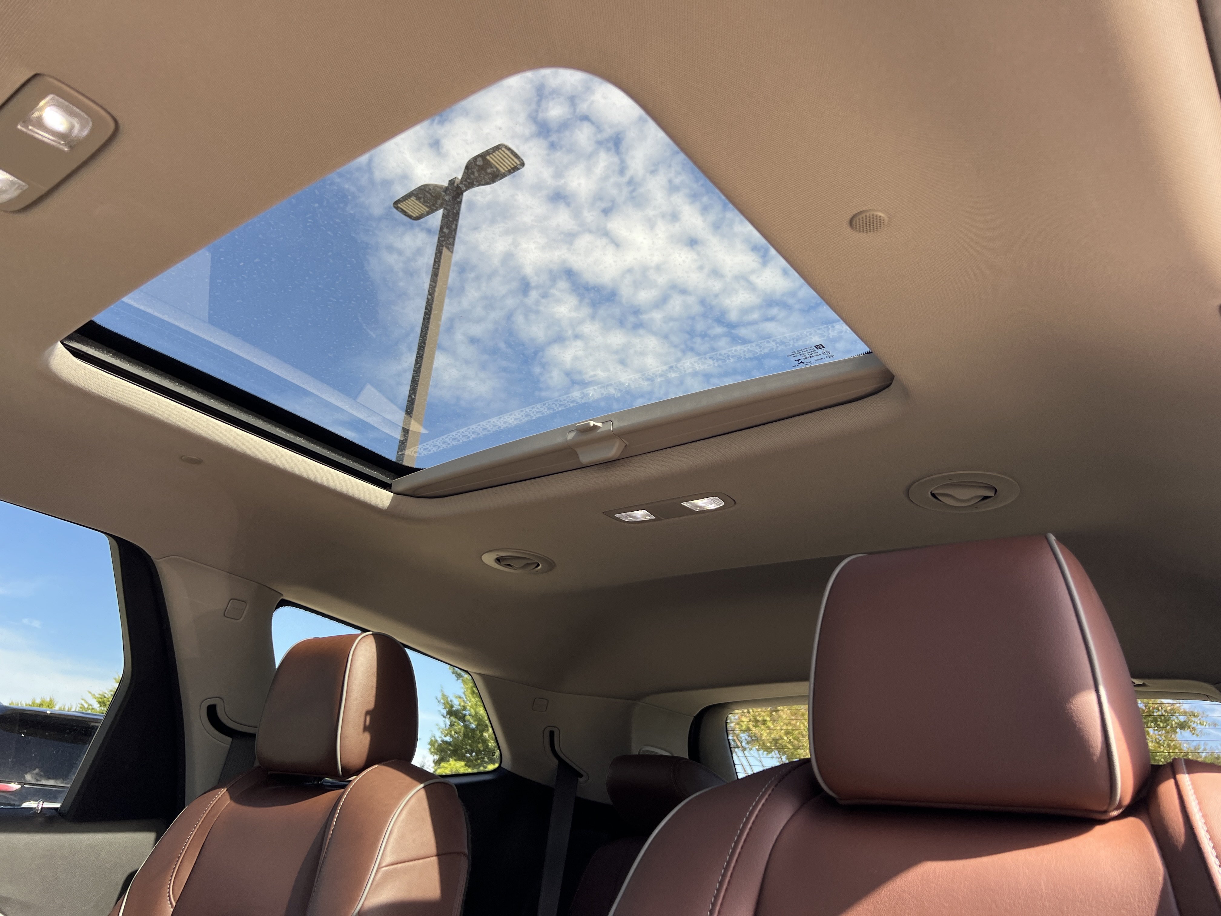 Used 2020 Buick Enclave Avenir FWD image 28