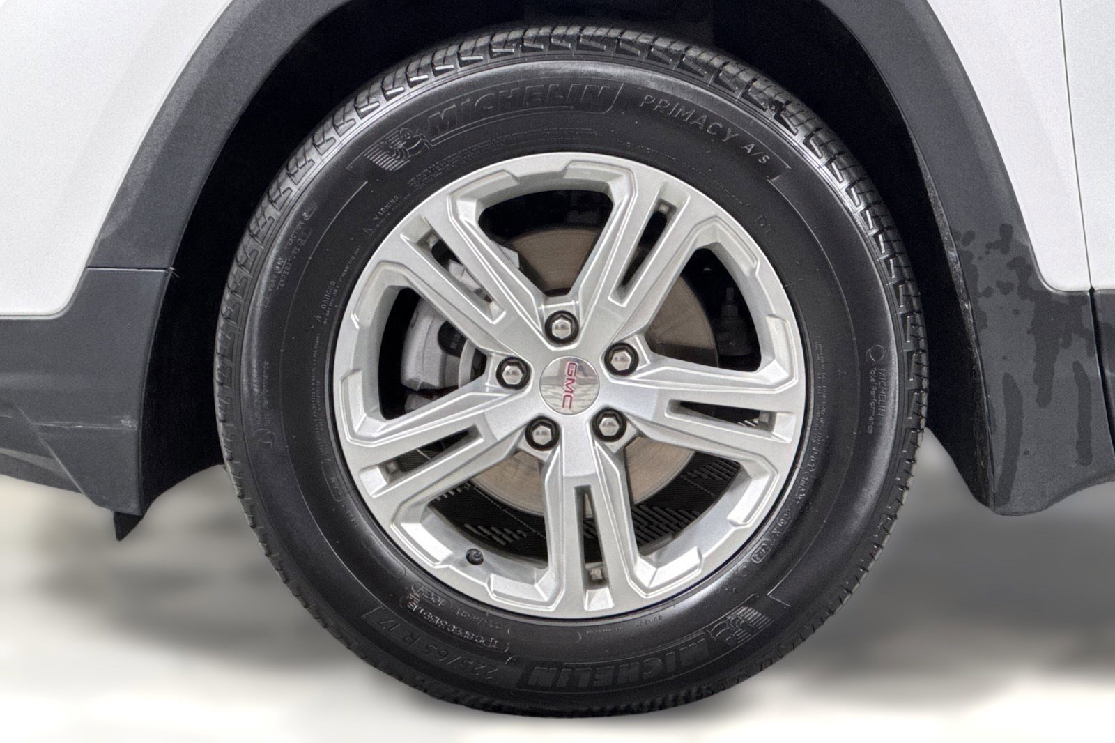 Used 2024 GMC Terrain SLE FWD image 11