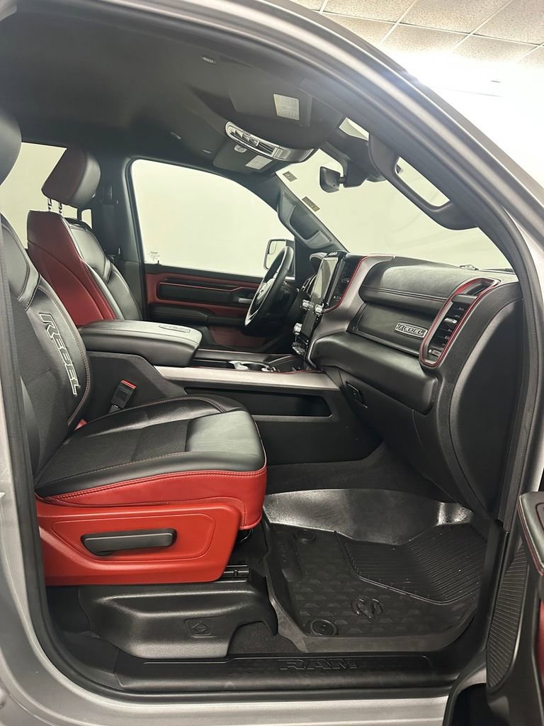 Used 2025 RAM 1500 Rebel image 43