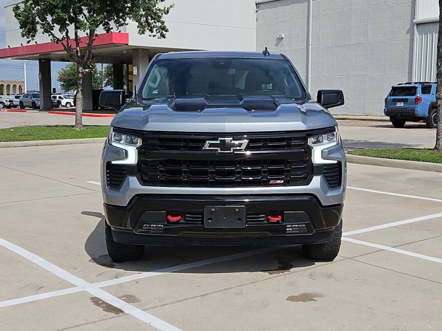 Used 2024 Chevrolet Silverado 1500 LT Trail Boss w/ Convenience Package II image 2