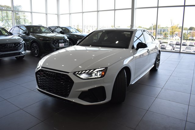 Used 2023 Audi S4 Premium Plus w/ Premium Plus Package AWD/4WD image 3