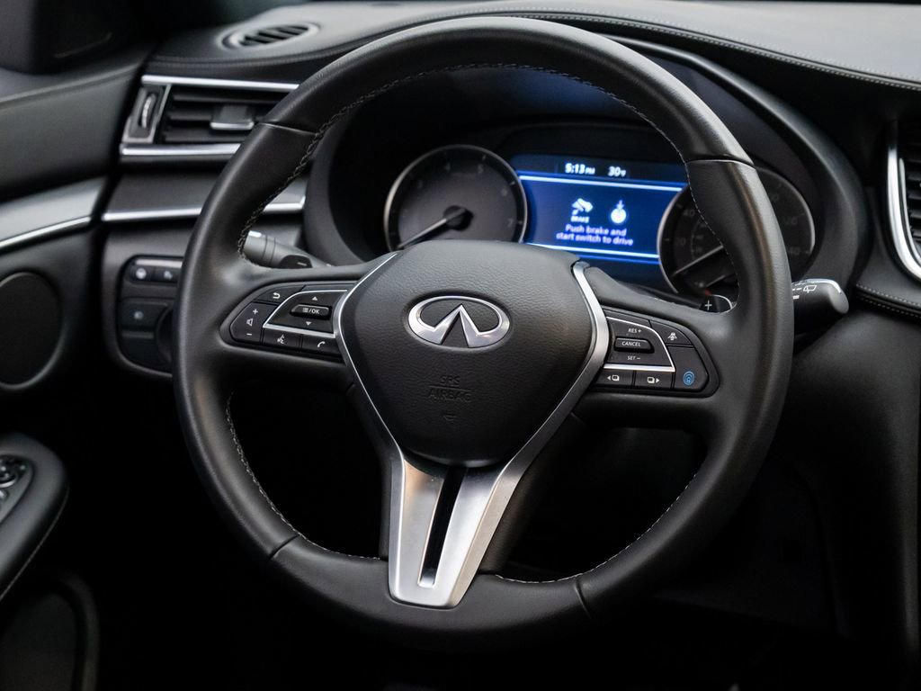 Used 2025 INFINITI QX55 Luxe w/ Cargo Package image 11