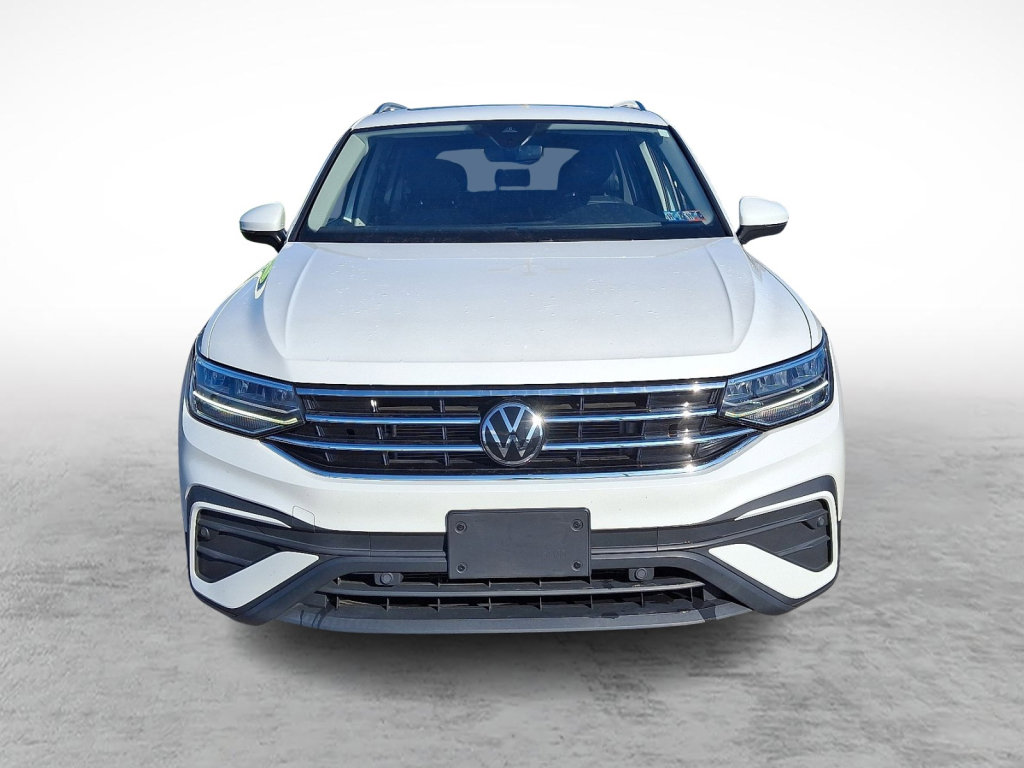 Used 2023 Volkswagen Tiguan SE image 8