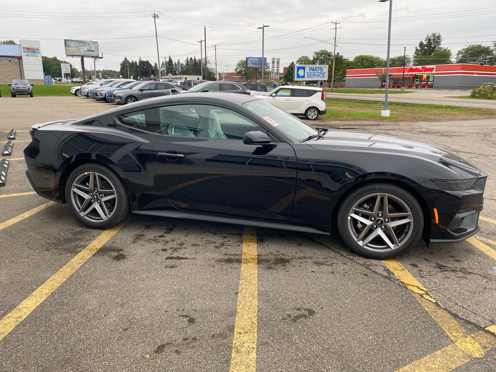 Used 2026 Ford Mustang Premium RWD image 7