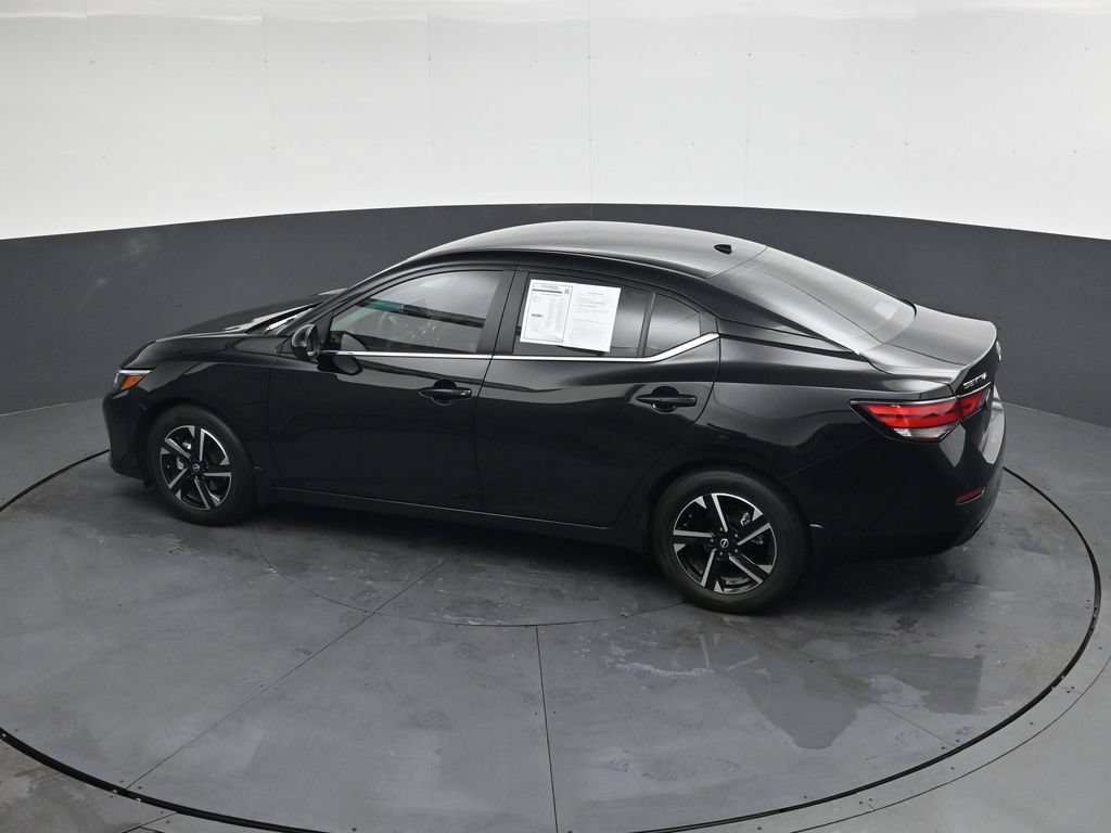 Used 2025 Nissan Sentra SV FWD image 30
