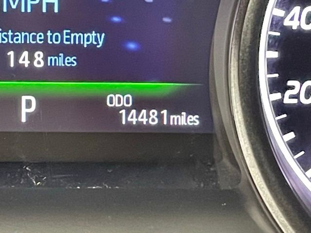 Used 2024 Toyota Camry SE w/ Cold Weather Package image 2