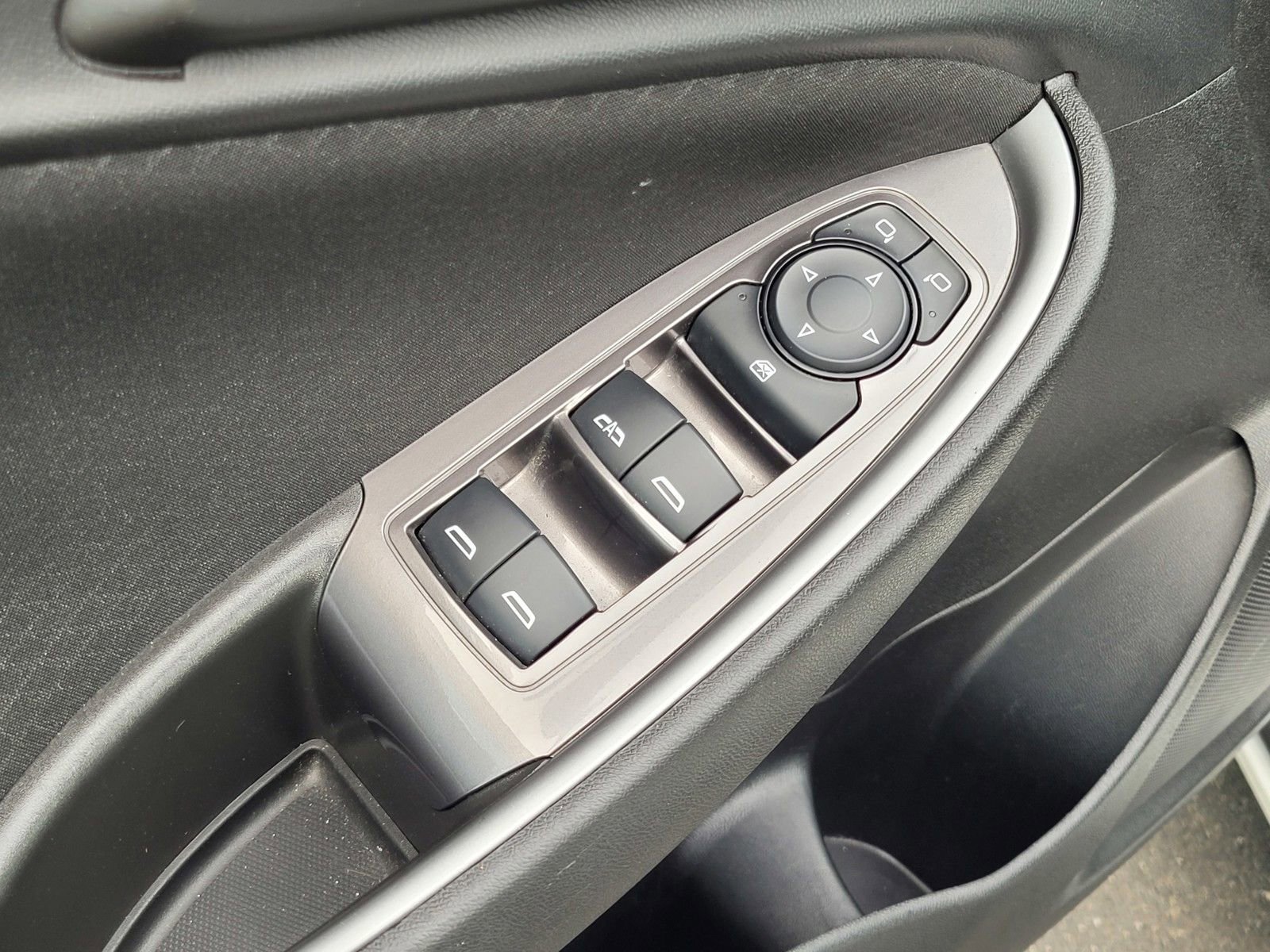 Used 2023 Chevrolet Malibu LT image 17