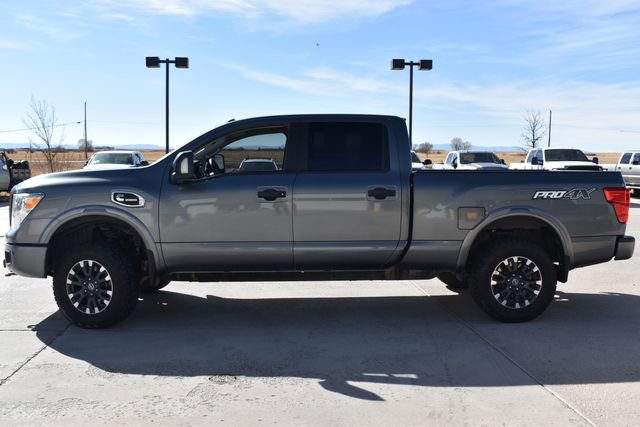 Used 2016 Nissan Titan PRO-4X w/ Pro-4x Convenience Package image 10