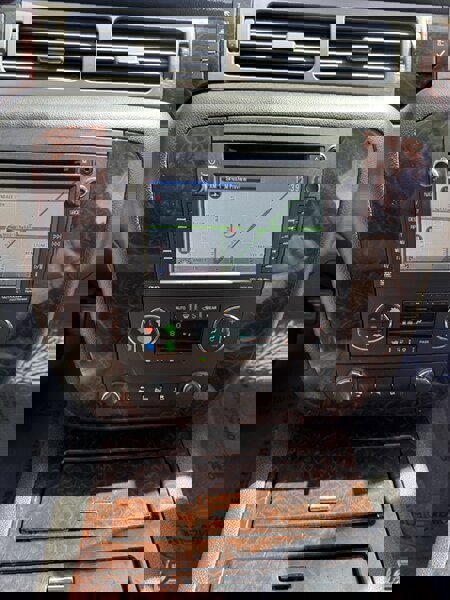 Used 2014 GMC Yukon XL Denali image 13