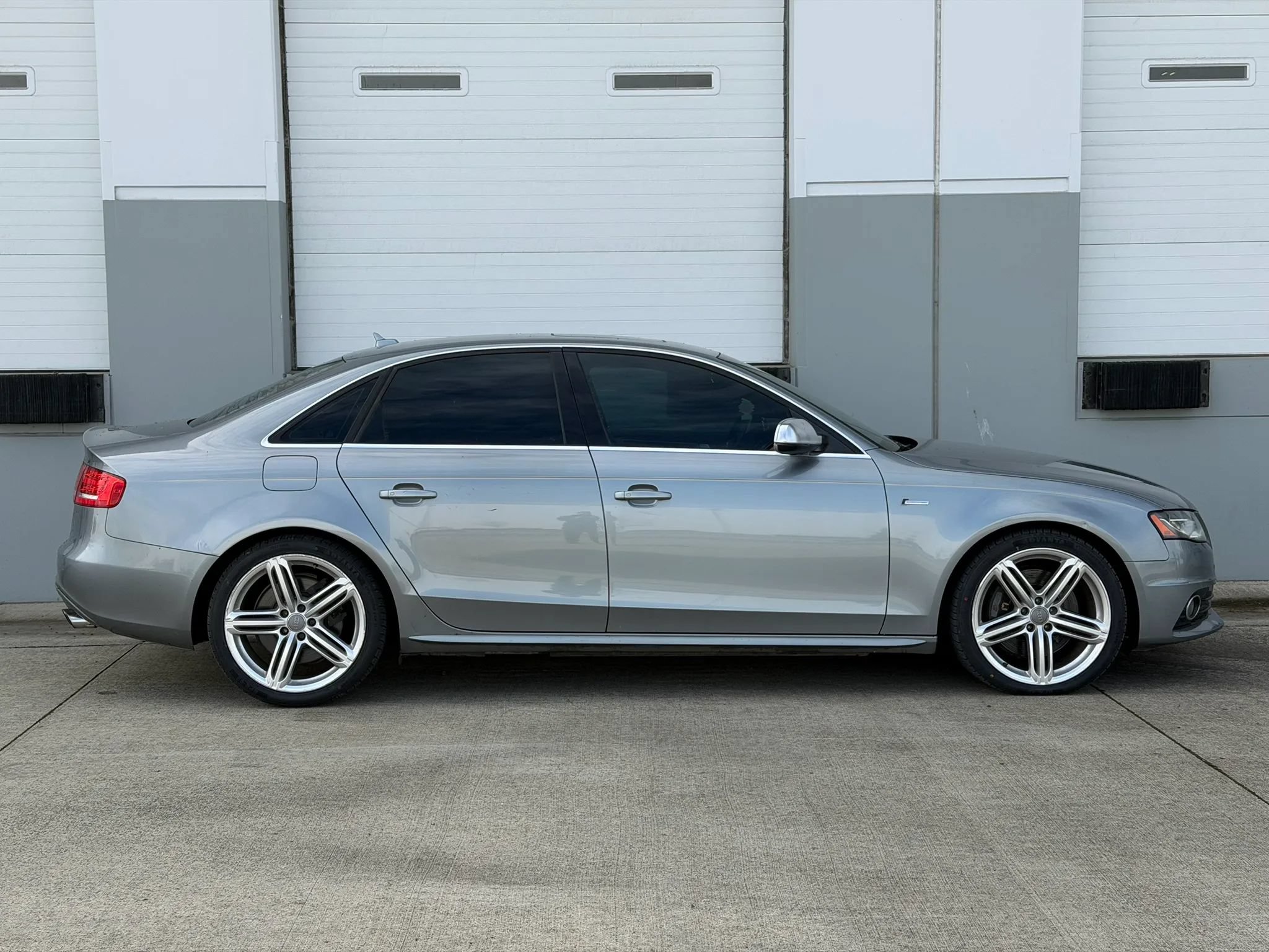Used 2011 Audi S4 Premium Plus AWD/4WD image 6