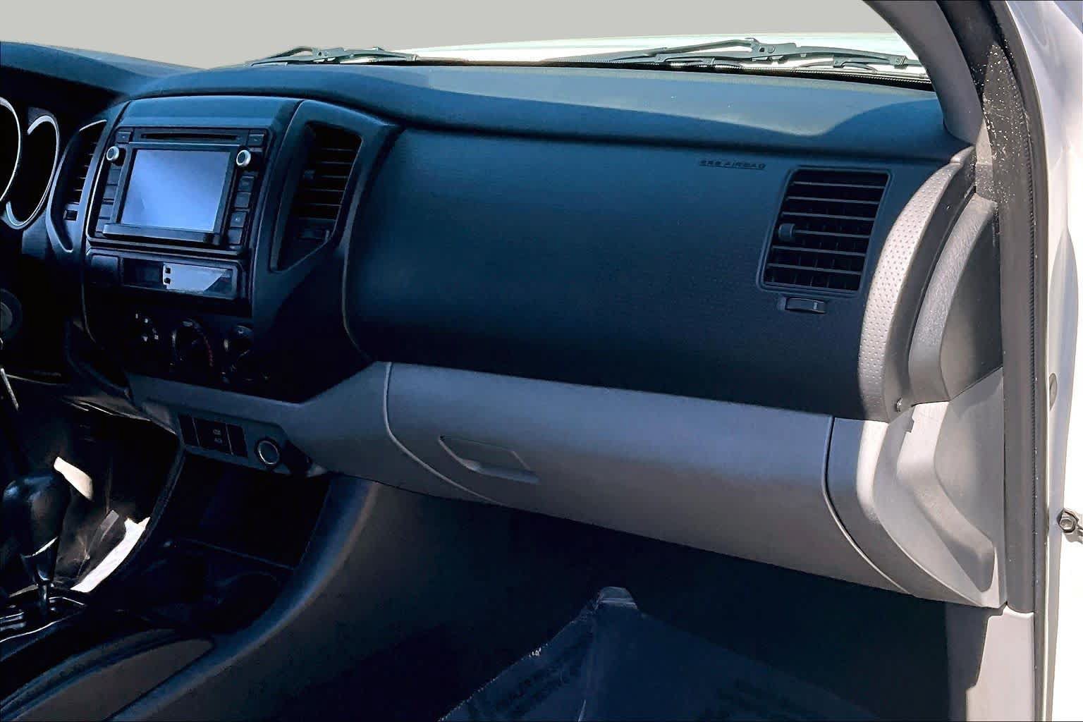 Used 2014 Toyota Tacoma 2WD Double Cab w/ Convenience Package image 18