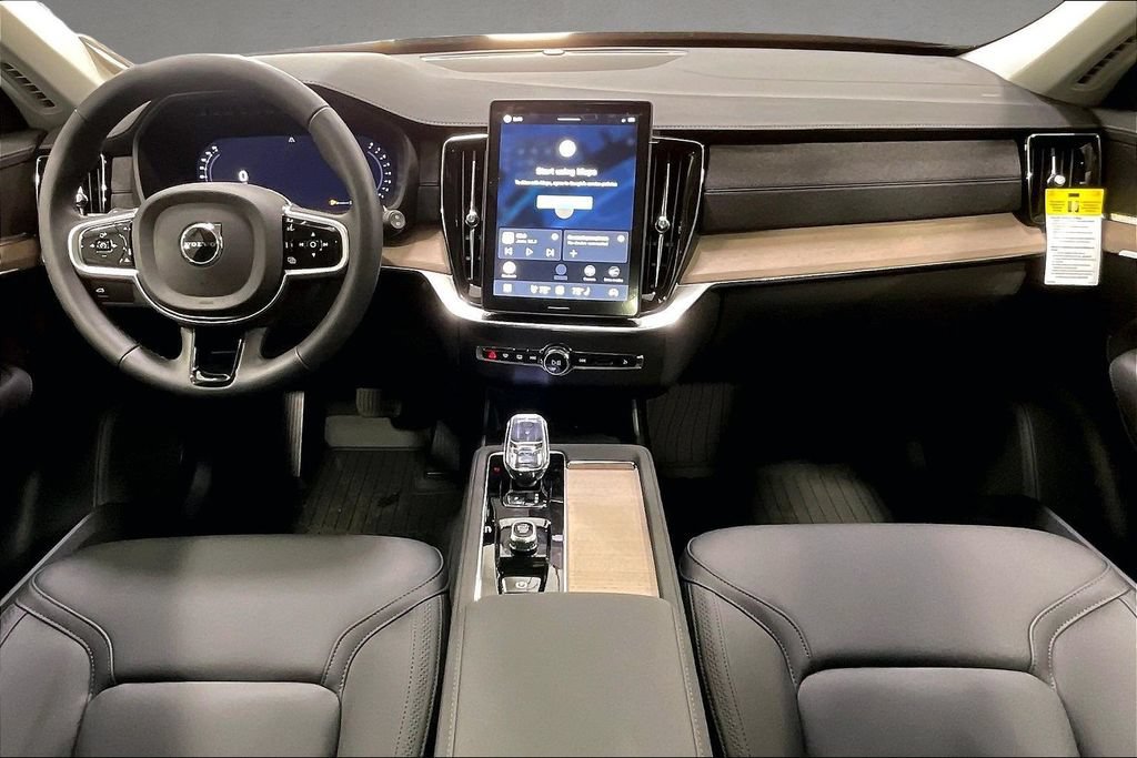 New 2026 Volvo XC90 B6 Plus w/ Protection Package AWD/4WD image 5