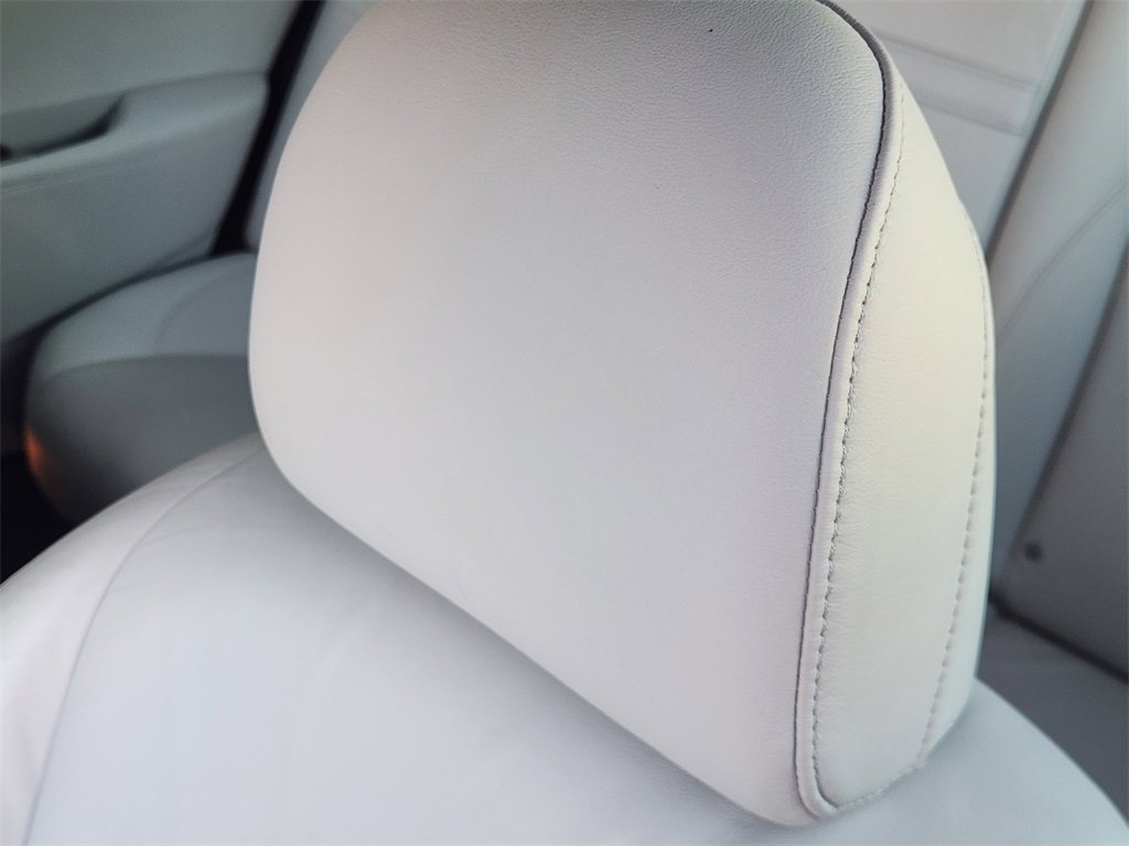 Used 2011 Lexus ES 350 image 23