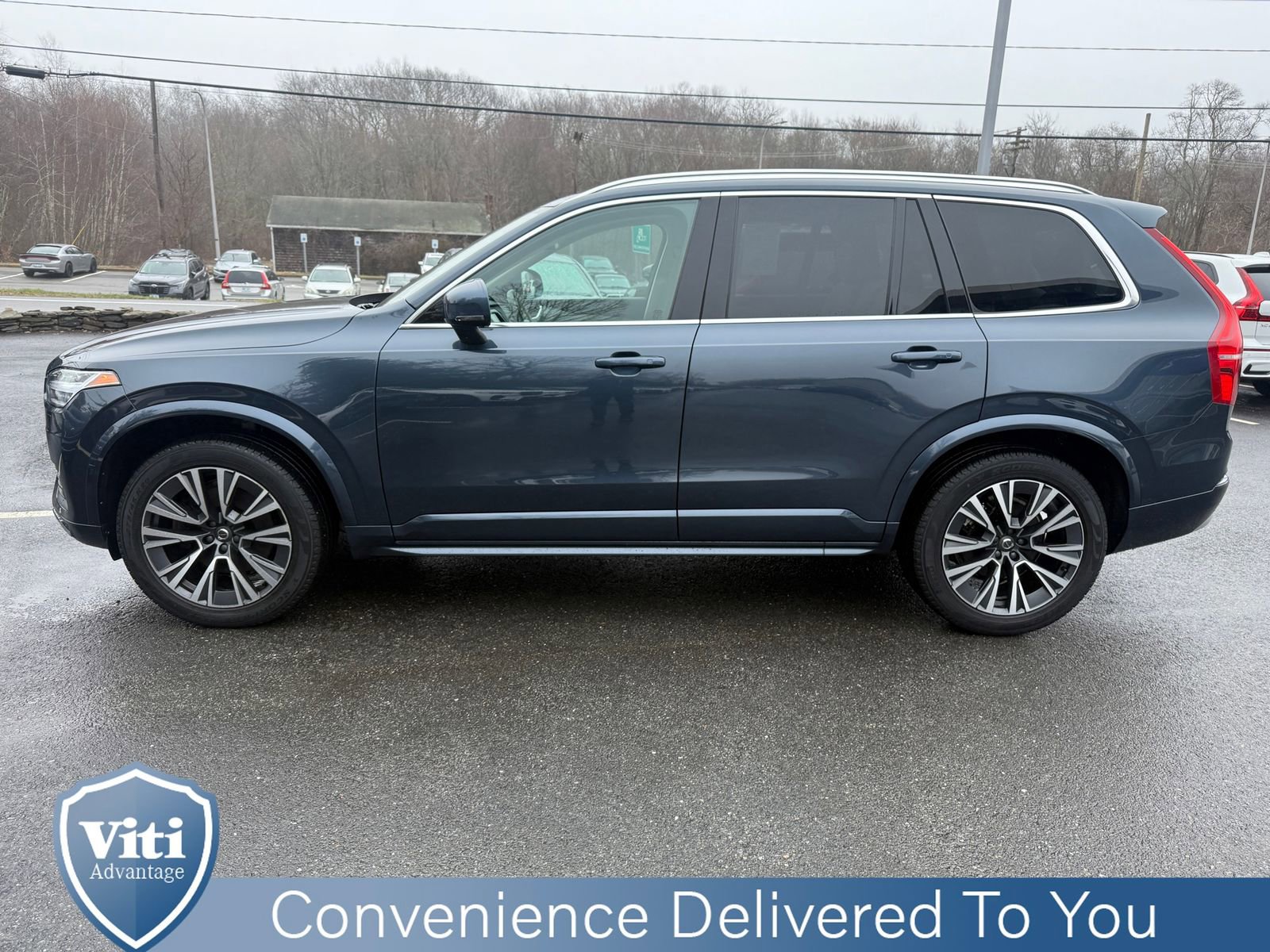 Used 2022 Volvo XC90 T5 Momentum image 5