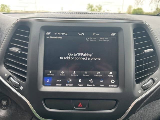 Used 2022 Jeep Cherokee Latitude Lux w/ Sun & Sound Group AWD/4WD image 23