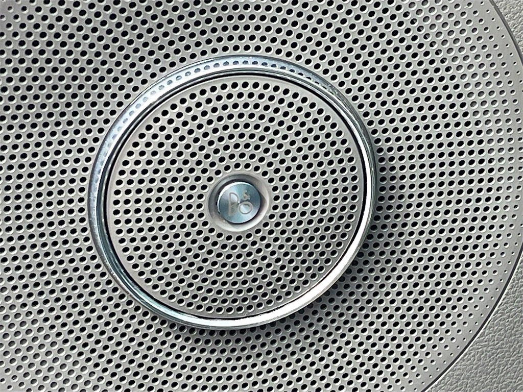 Used 2021 Ford Expedition Limited image 19