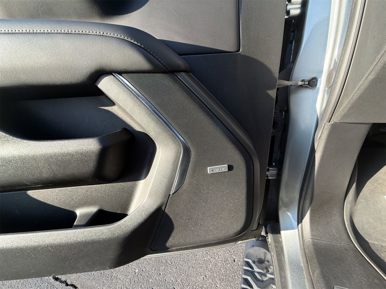 Used 2023 Chevrolet Suburban Z71 w/ Luxury Package image 23