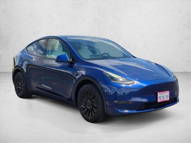 Used 2023 Tesla Model Y Long Range AWD/4WD image 3