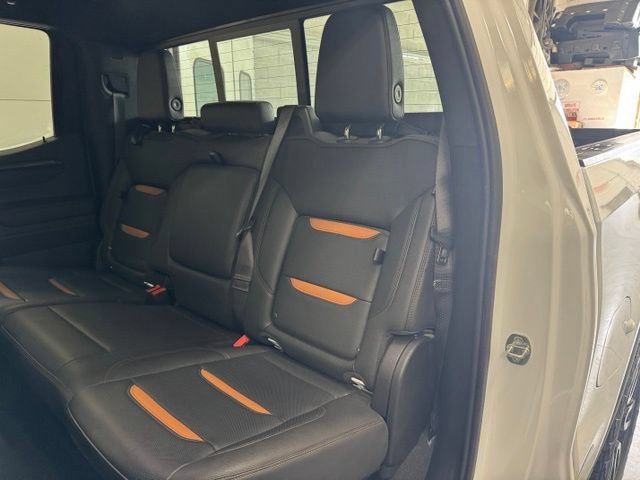 Used 2022 GMC Sierra 1500 AT4 w/ AT4 Preferred Package AWD/4WD image 24