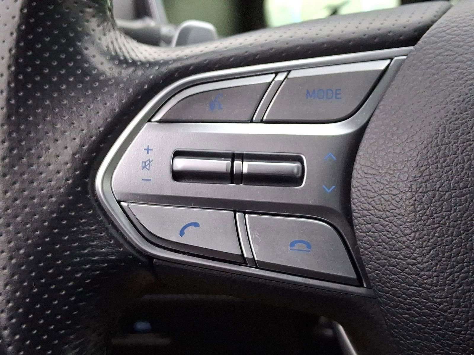 Certified 2022 Hyundai Santa Fe Calligraphy image 23