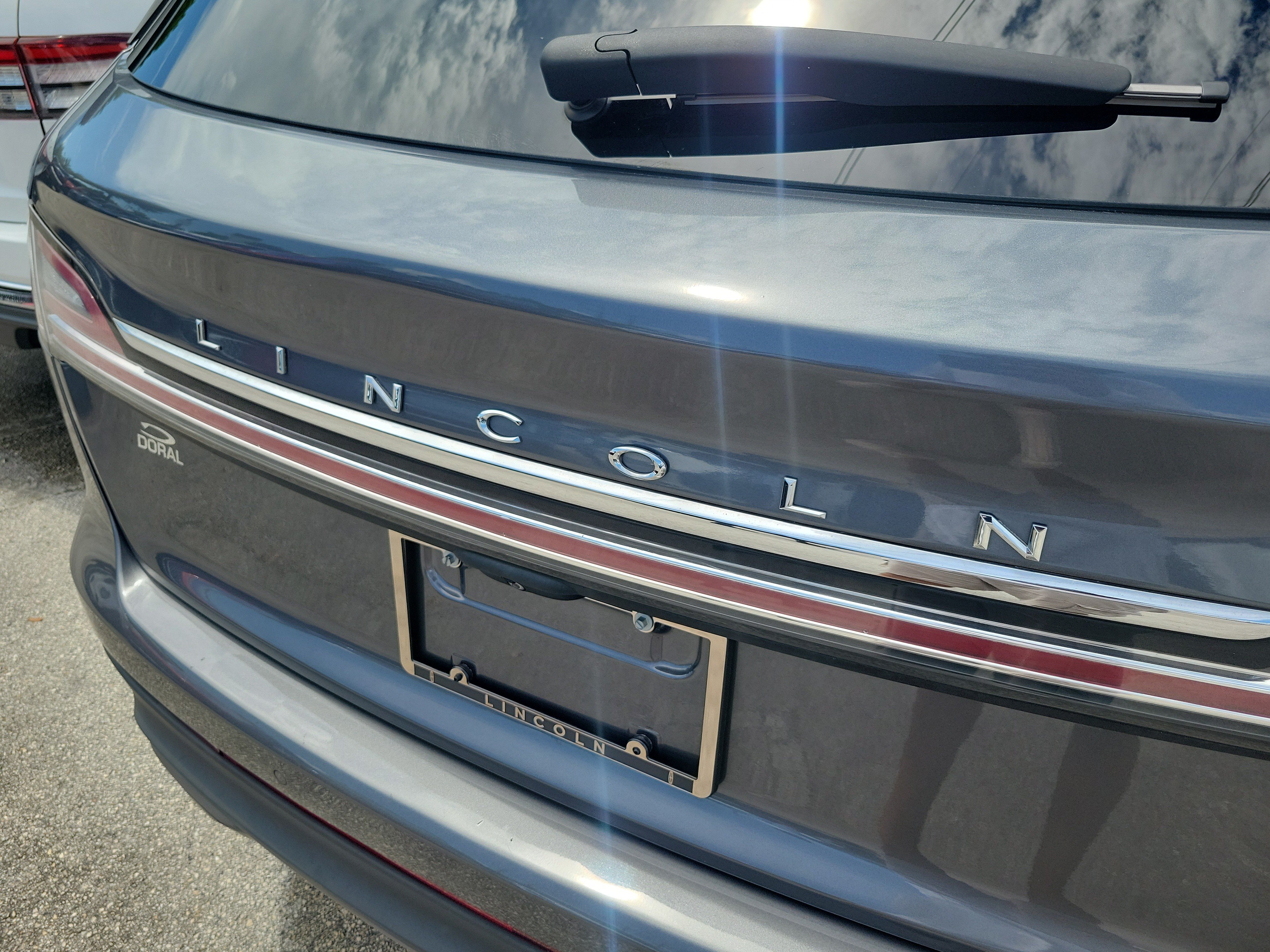 Certified 2022 Lincoln Nautilus Reserve FWD image 5