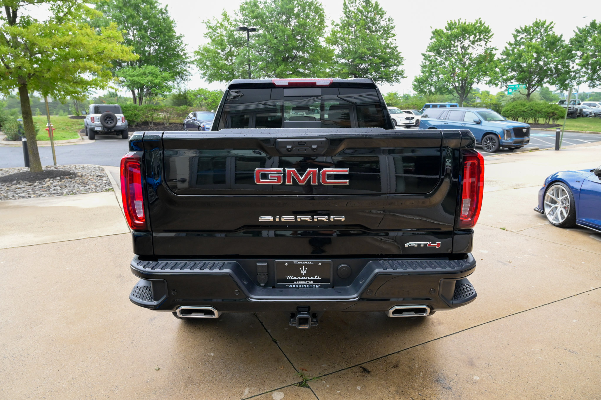 Used 2026 GMC Sierra 1500 AT4 w/ AT4 Preferred Package AWD/4WD image 6