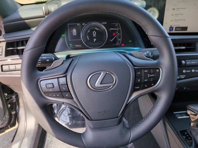 Used 2024 Lexus ES 300h w/ Premium Package image 18