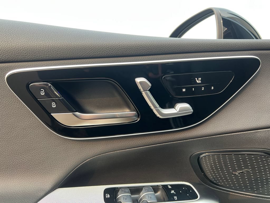 New 2026 Mercedes-Benz GLC 300 4MATIC image 12
