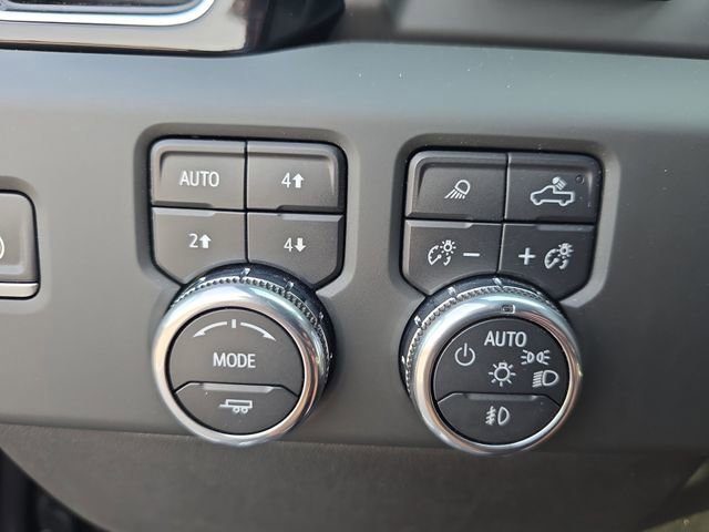 Used 2024 GMC Sierra 2500 Denali Ultimate w/ Max Trailering Package AWD/4WD image 26