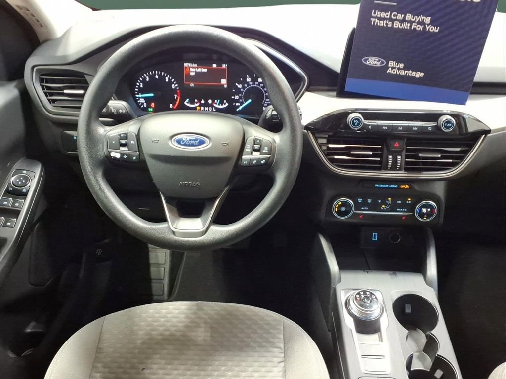 Used 2020 Ford Escape SE image 7