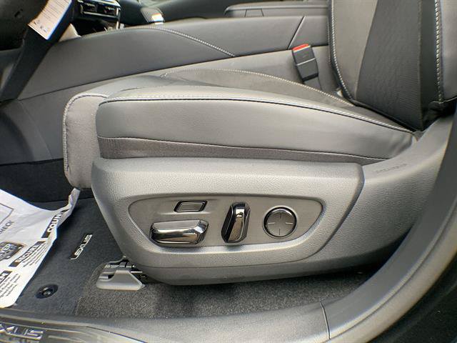 Used 2026 Lexus RX 450h AWD image 12